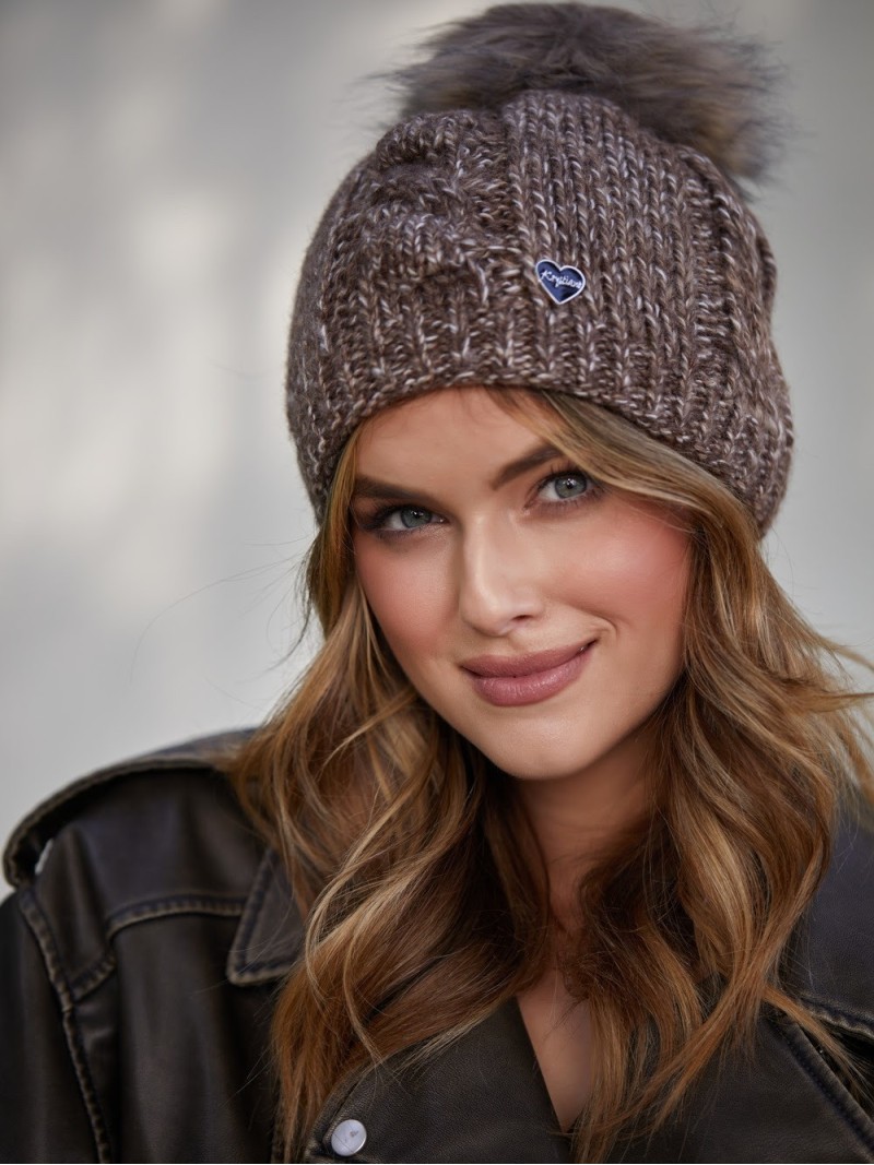 Winter hat with a pompom, brown C39 - Online store - Boutique